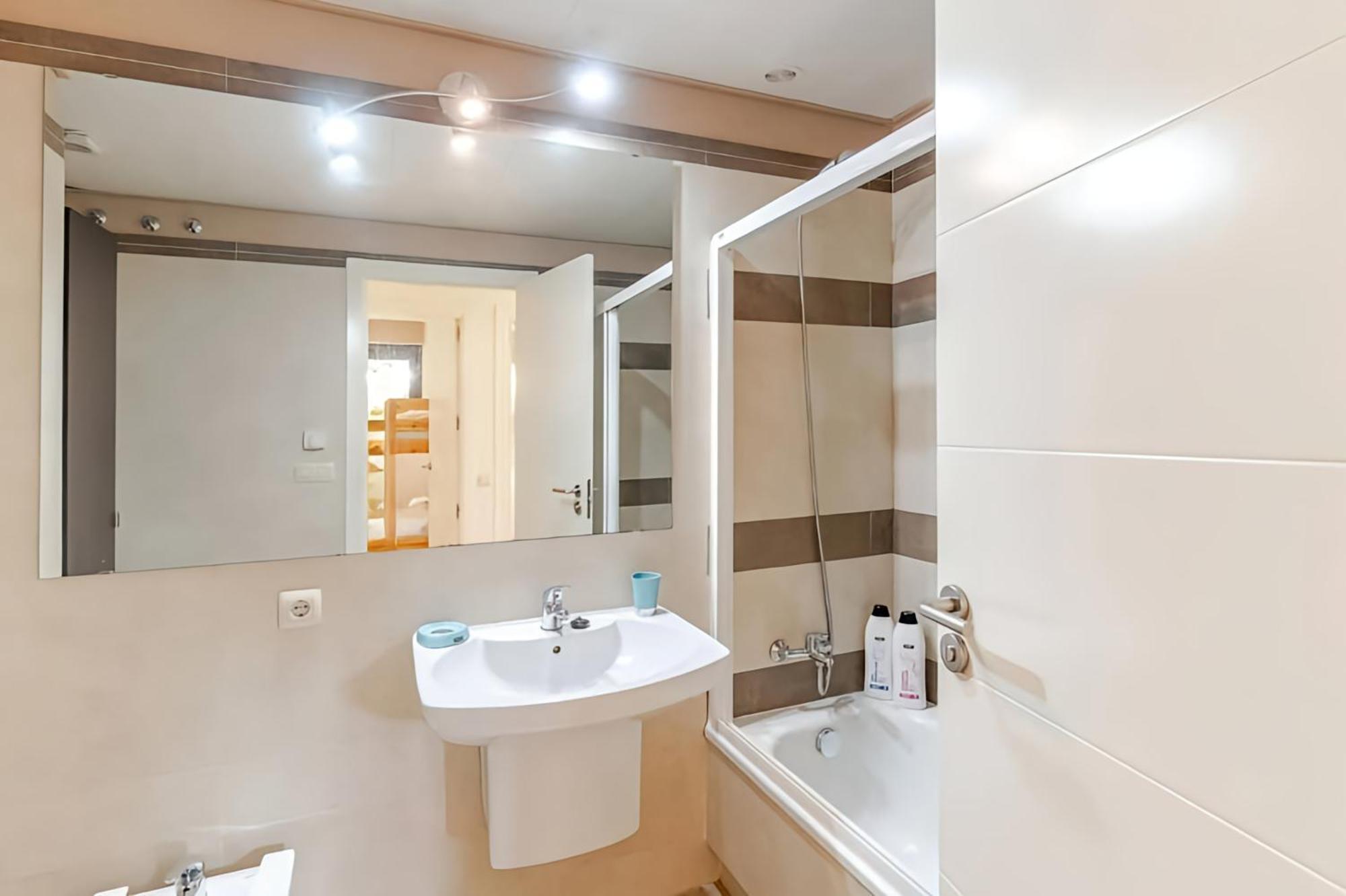 יורט דה מאר Pretty Garden Apartment Next To A Charming Beach מראה חיצוני תמונה